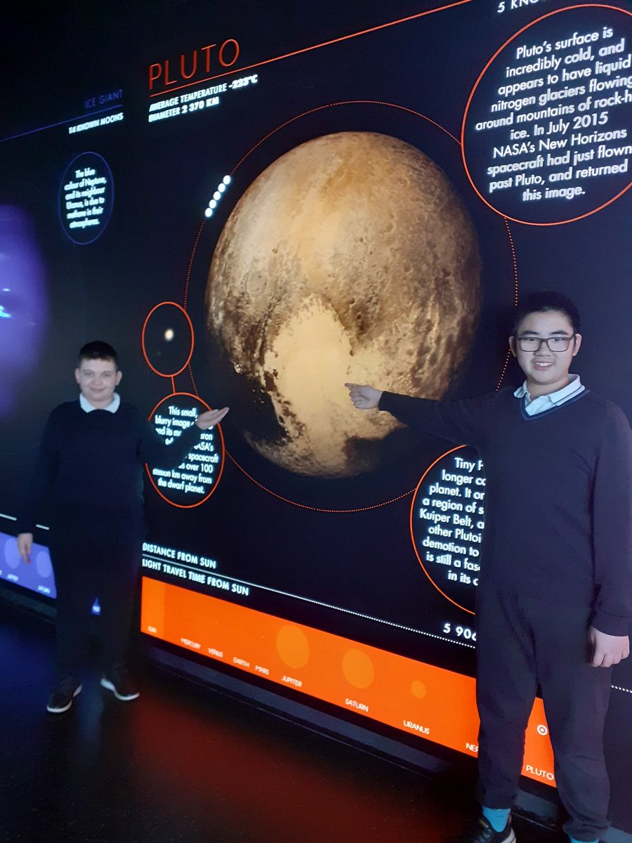 MrsJames_SA's tweet image. BGE team had a brilliant day at the Science Centre today! Thanks to @Springburn_sci for organising the trip and letting us have so much fun! Wish all Thursdays were like this! 🤩