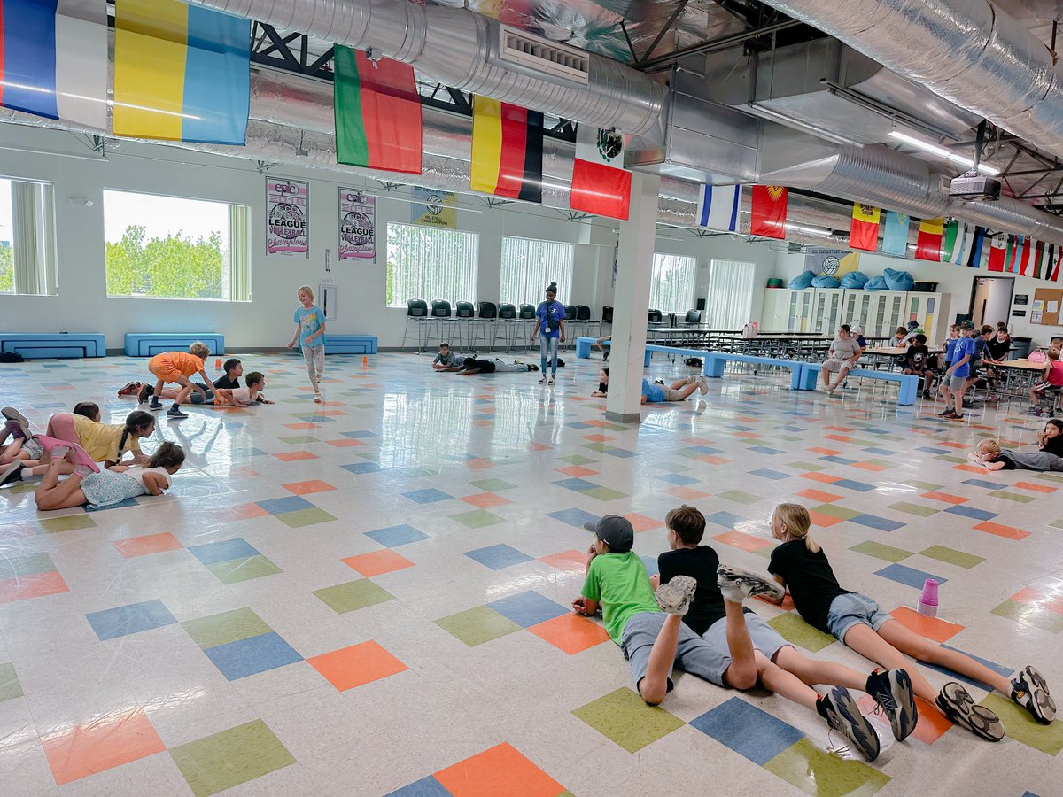 GCC_Charters's tweet image. Summer school is in session at EPIC! ☀📚

From keeping up with academics, arts and crafts, active games, and field trips, there is never a dull moment for these students! 🏖

#GCC_Charters #GCCLevelUp #ElevateOurImpact
