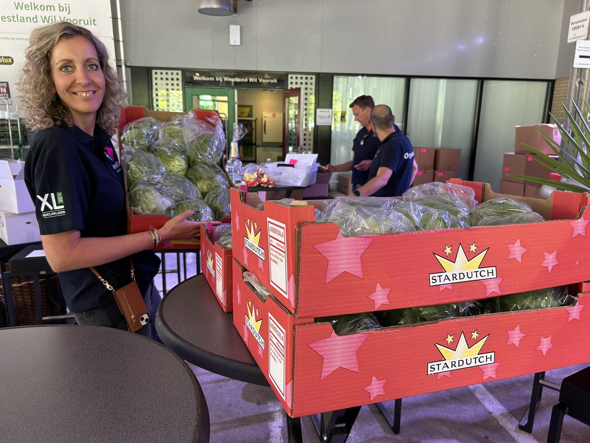 Hulde aan sponsor Aneco GREEVE voor de sla tijdens de 25ste - jubileumeditie - van het Varend Corso Westland. Deelnemers, 1.000 vrijwilligers en de meer dan 400.000 verwachte bezoekers heel veel plezier en ga ervan genieten !