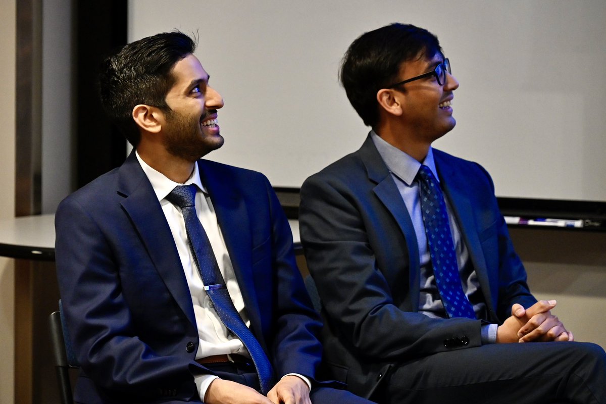 Piruz Motamedinia (@drmotamedinia) on Twitter photo Outgoing chief Dr Amir Khan moderates battle between <a href="/ankurologie/">Ankur Choksi</a> and <a href="/SoumLokeshwar/">Soum Lokeshwar</a>. Would you give T post RALP with β¬οΈ PSA? Dr Choksi maintains his π <a href="/Yale_Urology/">Yale Urology</a> Outgoing chief Dr Amir Khan moderates battle between <a href="/ankurologie/">Ankur Choksi</a> and <a href="/SoumLokeshwar/">Soum Lokeshwar</a>. Would you give T post RALP with β¬οΈ PSA? Dr Choksi maintains his π <a href="/Yale_Urology/">Yale Urology</a>