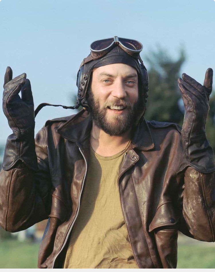 chemapamundirl's tweet photo. Ha fallecido Donald Sutherland. Un gigante absoluto. https://t.co/OUBNTmem2H