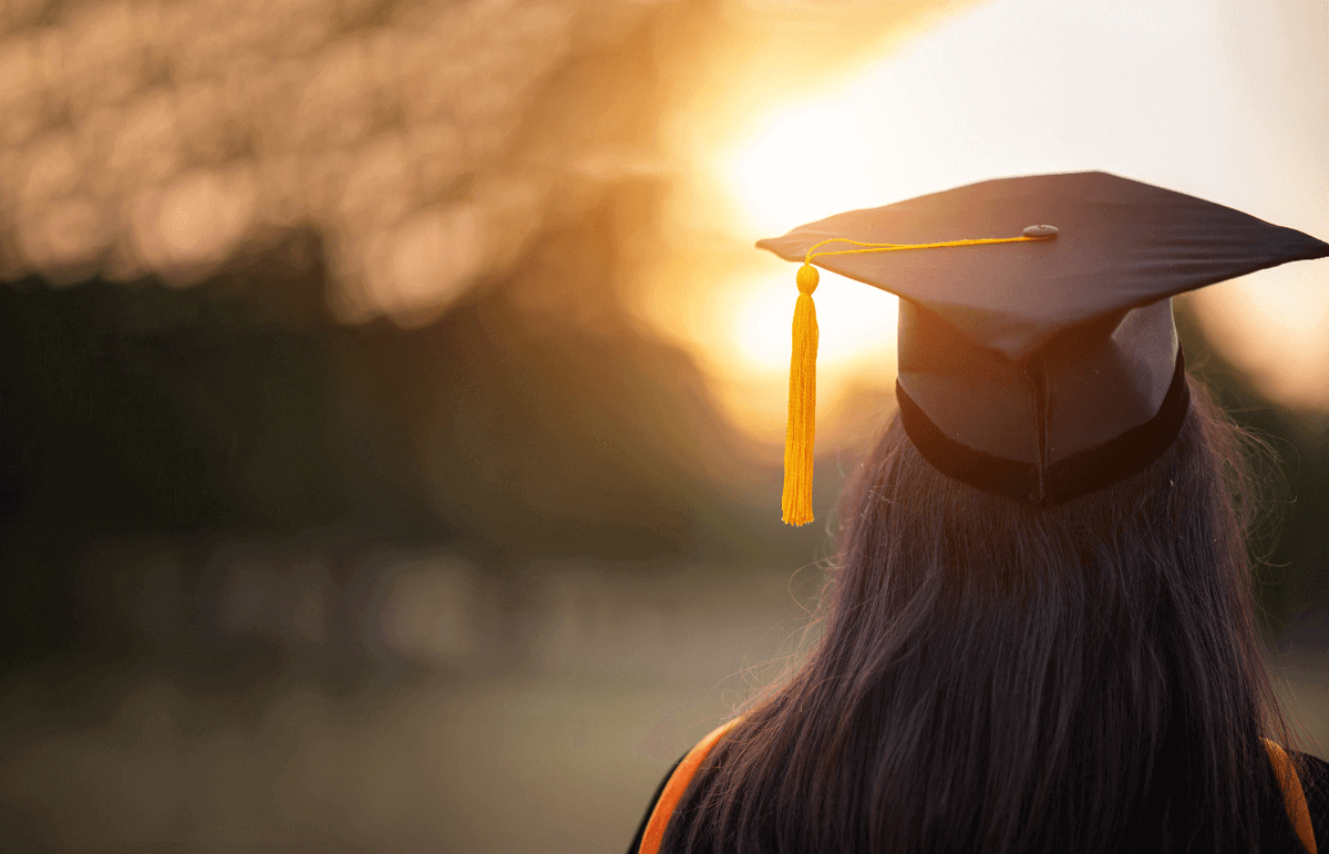 Felicidades a los chicos y chicas de 6º, que hoy se han graduado y terminan el colegio. ¡Buen futuro, chicos!