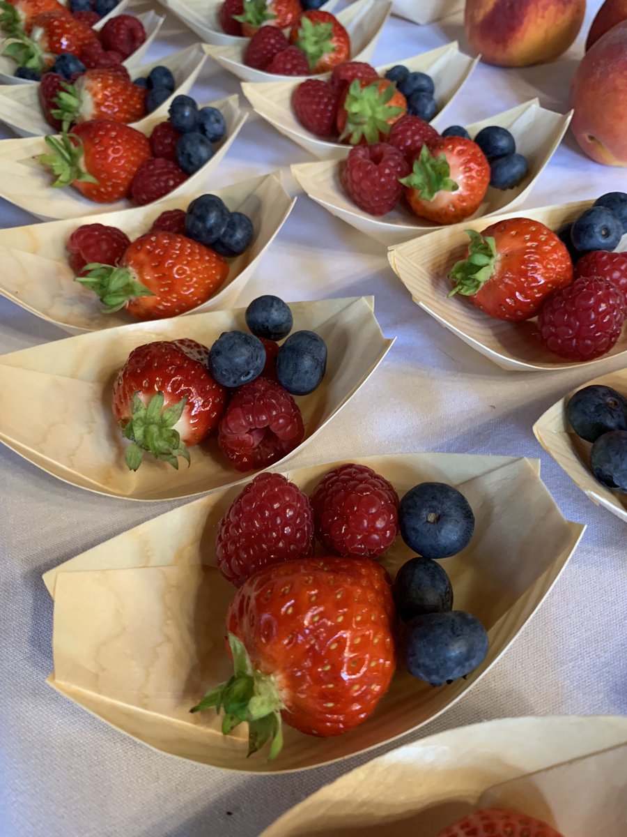 DownsideCatering tweet media