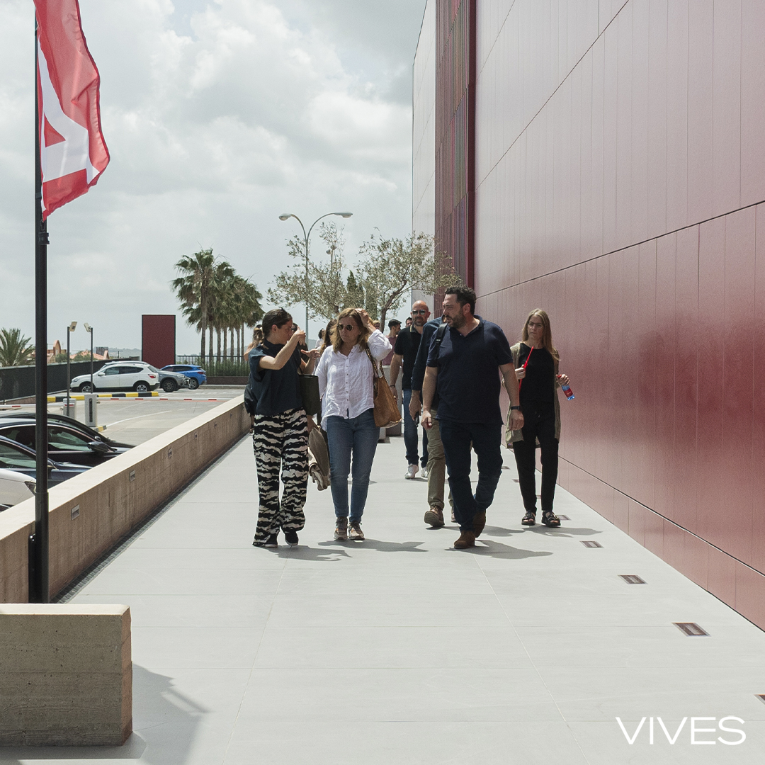 VIVES Azulejos y Gres tweet media