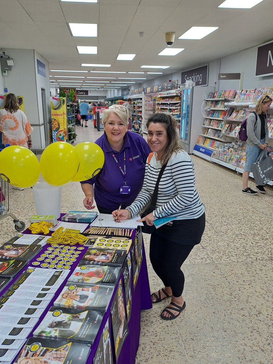 Great engagement &amp; interest at our  Freedom From Fear Campaign at Tesco Metro at Portslade with AC2 Rep, <a href="/ChrisIsted/">محمد</a> #AbuseIsNotPartOfTheJob
<a href="/rabdonnelly2010/">Rab Donnelly</a> @gulljamie1 <a href="/michael34145261/">michael adamson</a> <a href="/NeilButcha29780/">Neil butchart</a> <a href="/DaveMccrossen/">Dave McCrossen</a> <a href="/PaddyLillisGS/">Paddy Lillis</a> <a href="/DanielAdams79/">Daniel Adams</a> <a href="/UsdawUnion/">UsdawUnion</a> <a href="/UsdawSouthern/">USDAW Southern</a>
