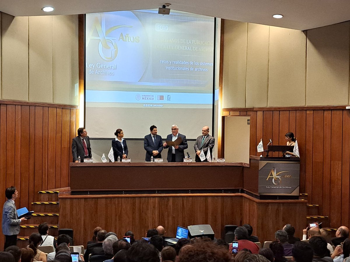TUJPAMorelos's tweet photo. PARTICIPA TUJPA EN FORO “A SEIS AÑOS DE LA PUBLICACIÓN DE LA LEY GENERAL DE ARCHIVOS”

El #TUJPA estuvo presente en el Foro "A seis años de la publicación de la Ley General de Archivos: retos y realidades de los Sistemas Institucionales de Archivos". https://t.co/txxPERF6hS