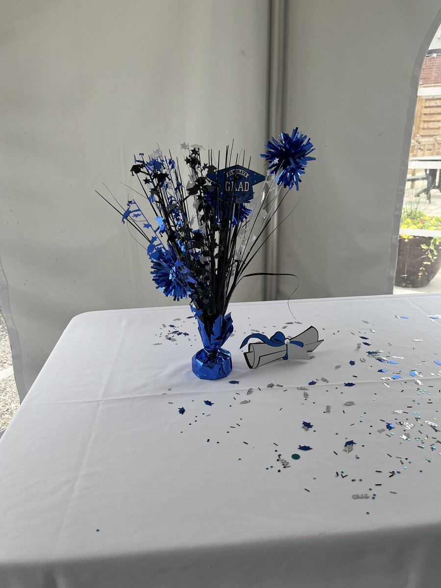 It is time! Grade 8 graduation at Romeo Dallaire. Once a dragon, always a dragon 🐉