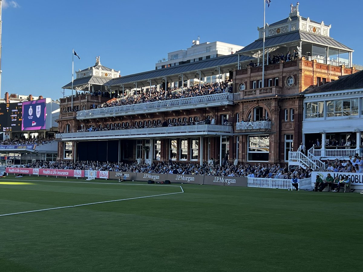 Last night - <a href="/priston_cc/">Priston CC</a>, tonight <a href="/HomeOfCricket/">Lord's Cricket Ground</a> - gotta love cricket. #t20