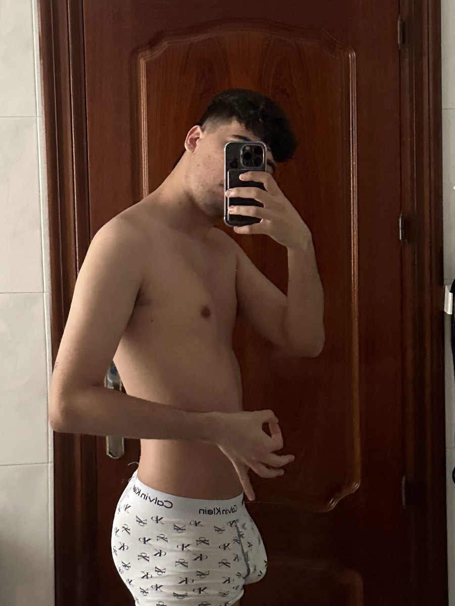 isnotsexy's tweet photo. ck 👌🏻 https://t.co/bpEQfzsyed