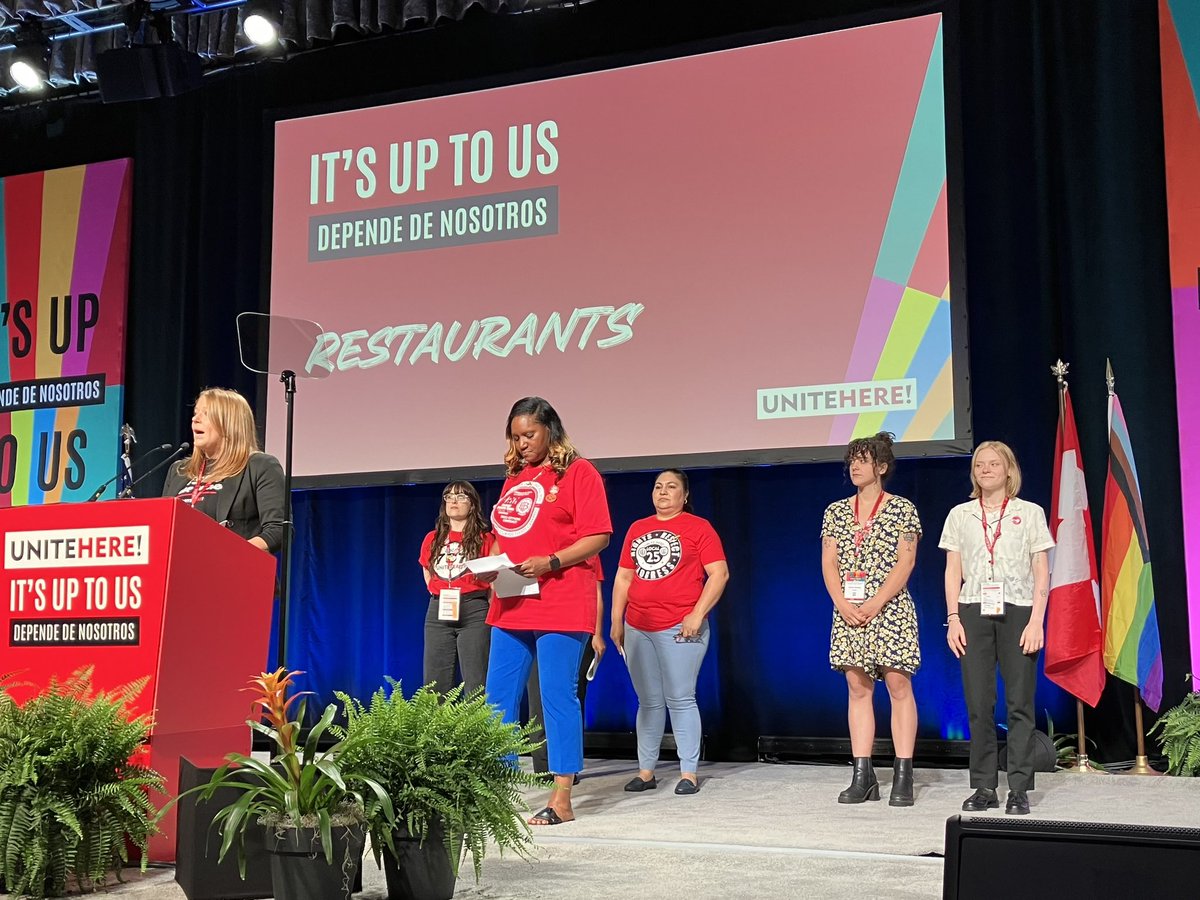 nejbUNITEHERE's tweet image. Proud of our own Ang Muse and Emma Delaney, members from Pavement Coffeehouse in Boston, joining the @unitehere restaurant worker organizing presentation at 2024 Convention