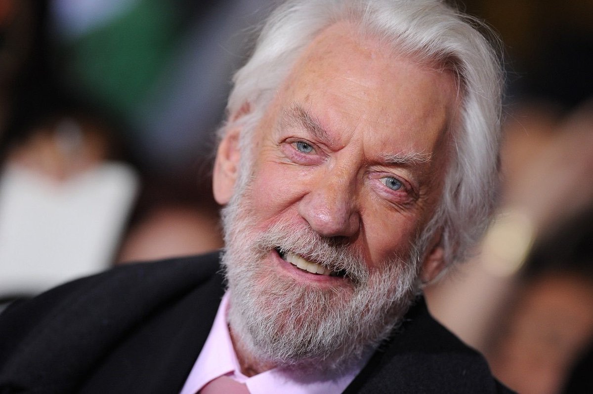 ElQuintanaRooMx's tweet photo. 🚨#ÚLTIMAHORA | Adiós a una Leyenda del Cine: #DonaldSutherland , el Presidente #Snow de 'Los Juegos del Hambre', Fallece a los 88 años. https://t.co/k8vpuCAfuN