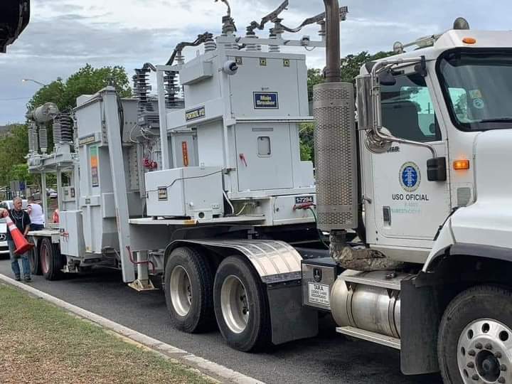 La AEE y personal de la UTIER, en 20l9, haciendo lo que solían hacer, sin tanto show.