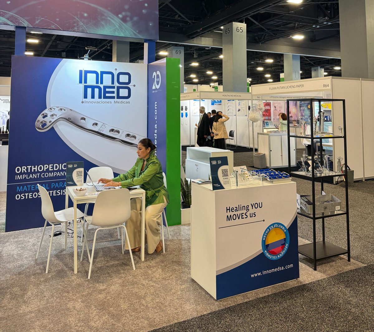 PROCOLOMBIACO's tweet image. ⚕️@FIMEShow en el @TheMiamiBeachCC, donde 8 empresas de #OrigenColombiano están mostrando la excelencia de #ElPaísDeLaBelleza 🇨🇴 en dispositivos médicos y soluciones de salud a más de 15,000 visitantes del sector salud. #FIME2024