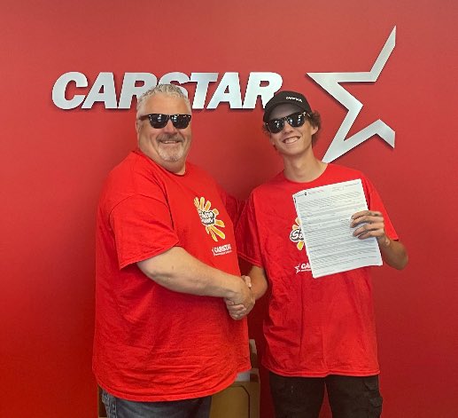 Congratulations to Joe on signing with CarStar as an official auto paint apprentice! As an OYAP student, you can achieve great things while still in high school. Proud of your 3rd place finish in all of Ontario for auto paint! 🚗🎨 #FuturePro #OYAP #CarStar
