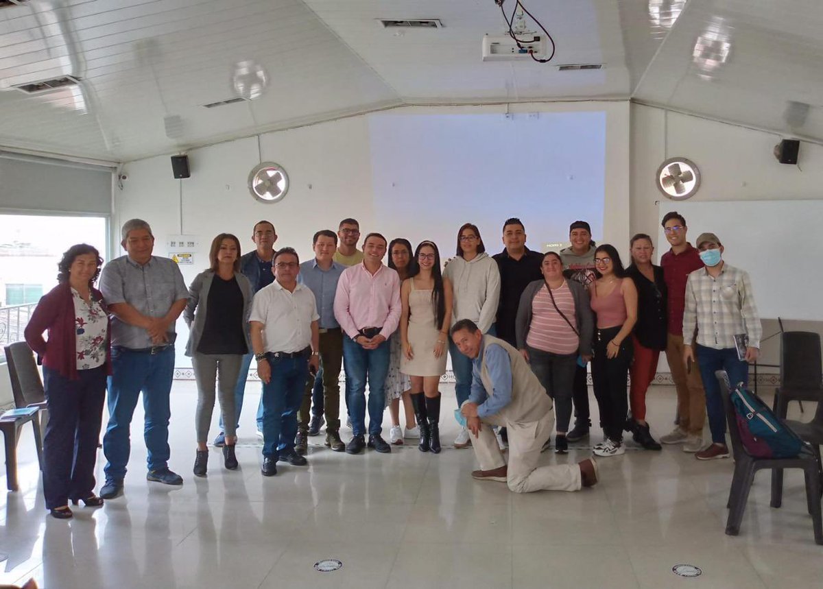 ProspectivaCund's tweet image. Los funcionarios de la @AlcFusagasuga recibieron Asistencia Tecnica sobre el fortalecimiento del conocimiento general del #MIPG, por la @CundinamarcaGob en aras de buscar la mejora continua en la implementación y desarrollo del Modelo en las territorialidades del departamento.