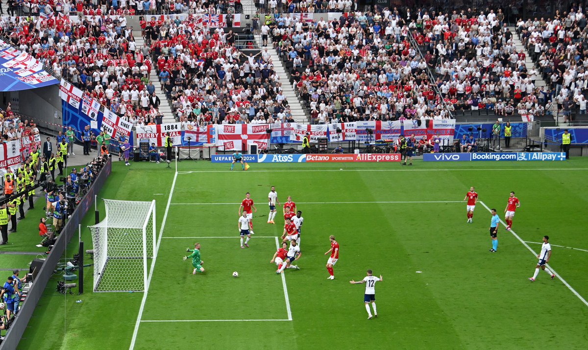 Harry Kane tweet media