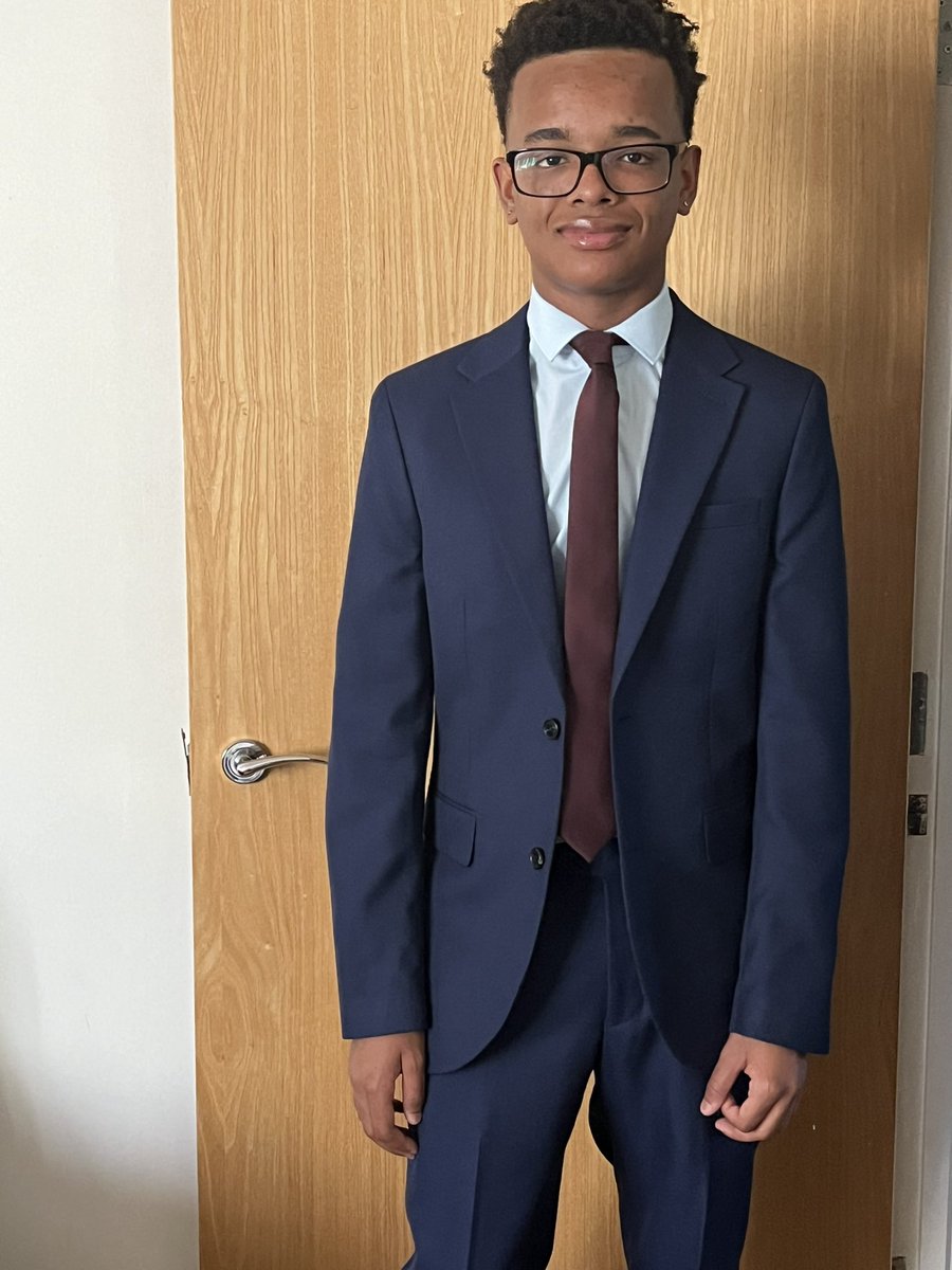 Dutchess34's tweet image. Can’t believe this day has finally come &amp;amp; my baby boy is off to his prom night! It still feels like yesterday that you started reception &amp;amp; now you are at the end of your school journey waiting to start your next chapter. So proud of u 🩵🥰💙 #promnight #samuelryder #classof2024