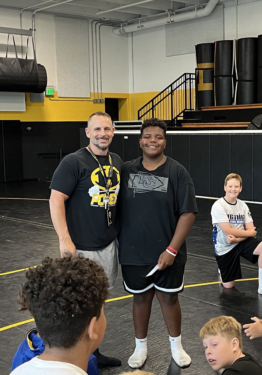 CoachKoehring's tweet photo. Congratulations to our Tigers of the Week! These individuals have EMBRACED and RAISED the standard for our H Power Family 🐯⬛️🟨🔥#HPower #FeedTheTigers https://t.co/hbmT5tk3wO