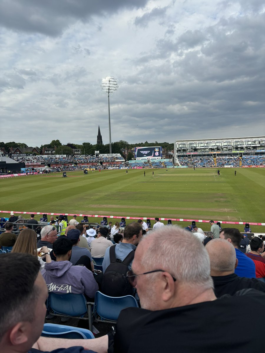 Yorks v Lancs 🏏❤️