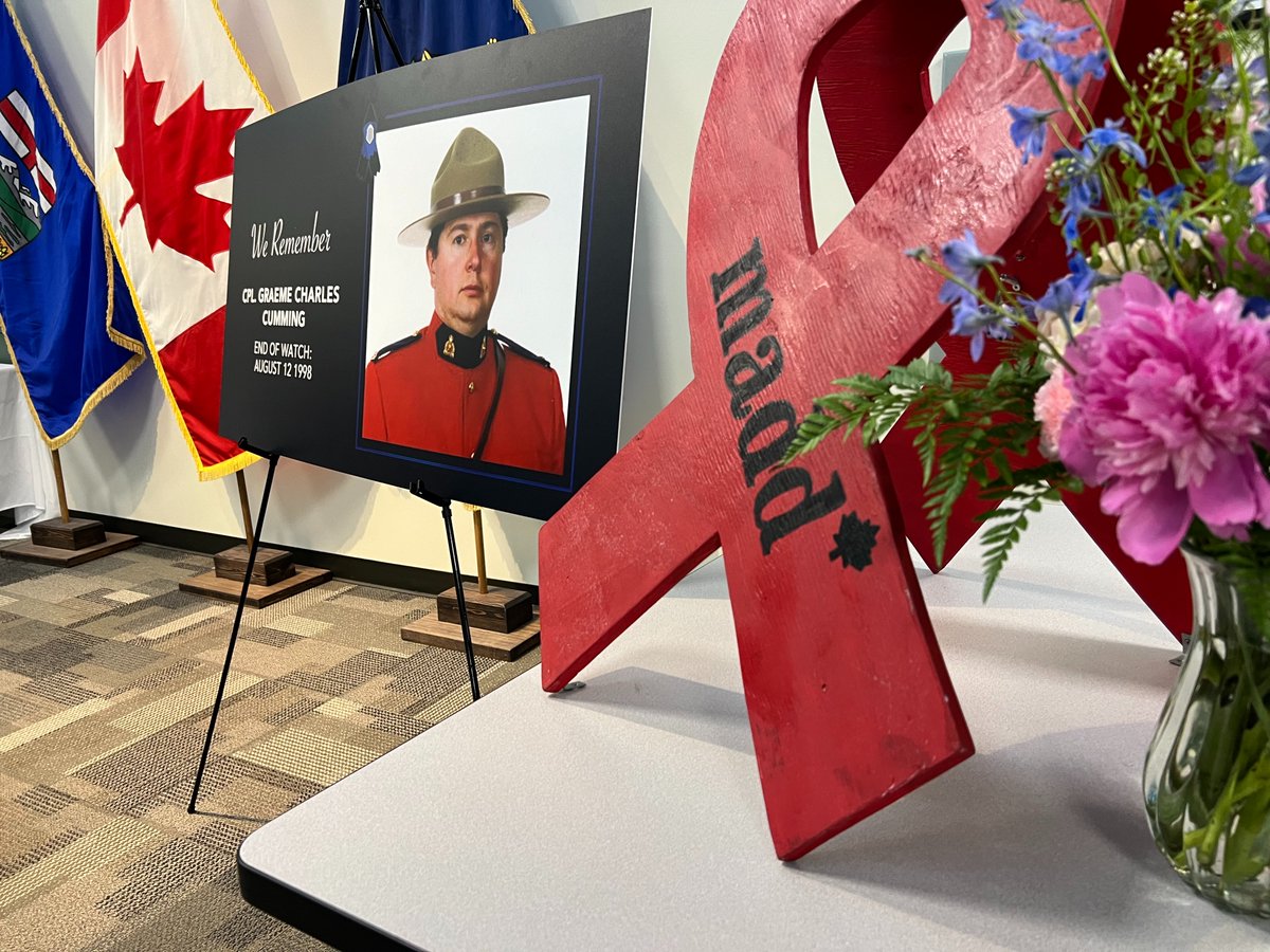 Seventeen officers from throughout southern Alberta were presented with Cpl. Cumming’s Watch awards by MADD Lethbridge &amp; Area Chapter for their efforts detecting and apprehending impaired drivers.
For the full story visit: 
lethbridgepolice.ca/news/posts/law…