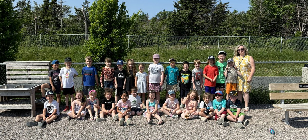 First Day of Grade 1 vs Last Day of Grade 1! What a wonderful year of learning and laughing it’s been! So proud of these amazing students ♥️👏🏻<a href="/AdmiralsAcad_NL/">Admiral’s Academy Navigators 🏳️‍🌈</a>