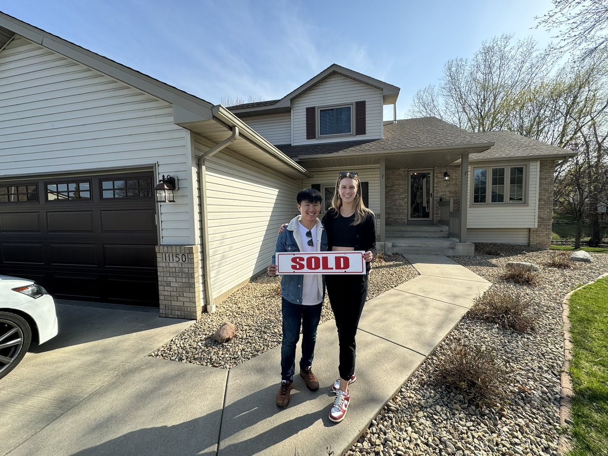 !Life update!

New job for Minnesota IT Services - @Salesforce Platform Manager

New house - Rachel and I bought a house

#trailblazers #trailblazercommunity