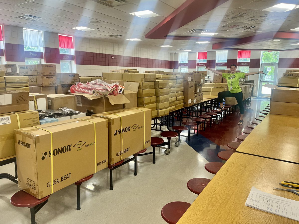KimWongMusic's tweet photo. I’m so excited for all the new instruments and equipment my school district is getting!!! Finished sorting the first shipment today 🙌🏻🎶 https://t.co/QQIy5Ter9H