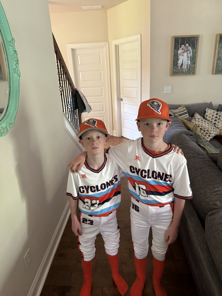 Cavsbsb16's tweet photo. Proud to announce that I’ve joined Crown Athletics and can now design any uniform, any sport you want! #ProLook uniforms.
PM me for details or if you want a quote! https://t.co/HttpC0v7eO