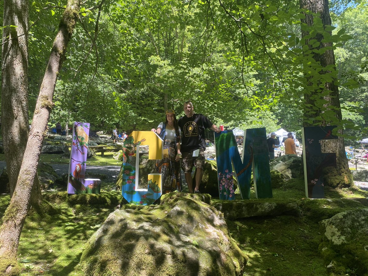 Commonwealth Country tweet media