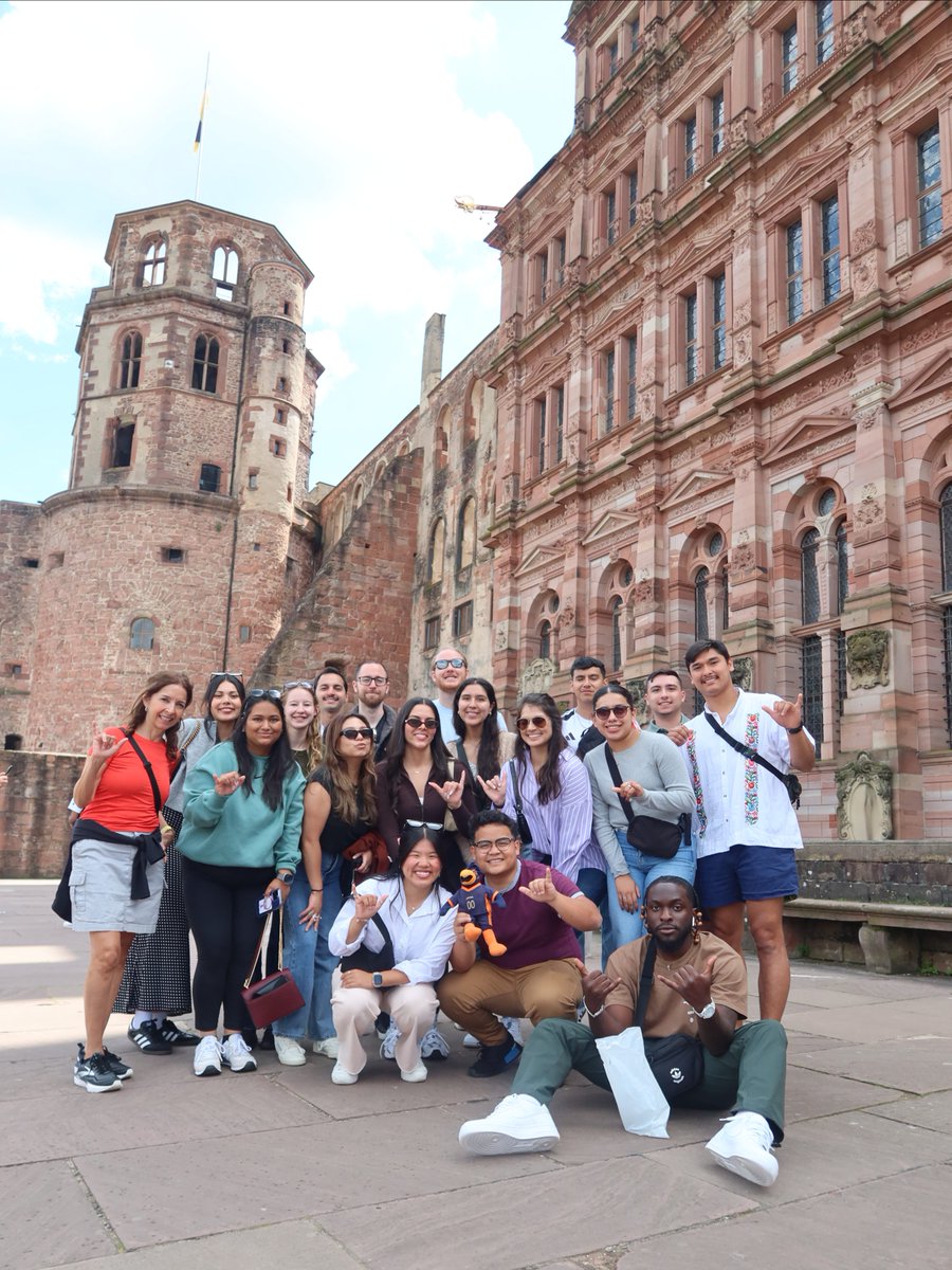 UTSA's tweet photo. Check it out! Rowdy’s going global ✈️  Recently, he caught a flight to Germany with business students. 

Have you studied abroad? Tell us where in the comments.

#UTSA #StudyAbroad @UTSABusiness https://t.co/l1uc2GClkf