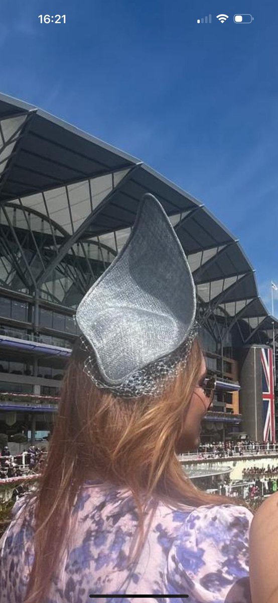 oismurphy's tweet image. This hat was mislaid at the Irish picnic at Ascot last night, sentimental item, if found reward given. Please contact +353863008312 if found. Thanks very much.