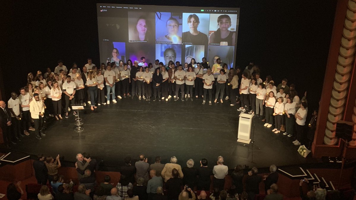 Hommage à Christophe Deloire ce soir. Informer n’est pas un délit salue la mémoire d’un ami. Continuons le combat ! ⁦<a href="/RSF_fr/">RSF en français</a>⁩