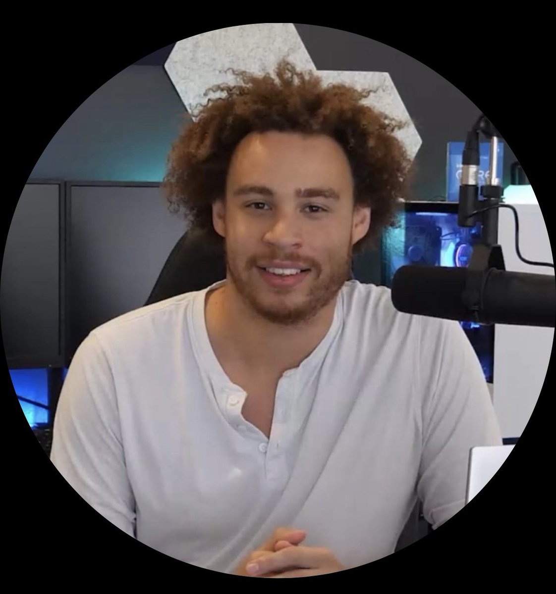 Sarah Armstrong-Smith tweet media