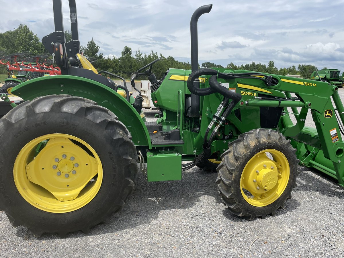 mize_micah's tweet photo. 2021 John Deere 5065E
Only 268 hours
No issues. Factory warranty until 3/2026
Asking $34,900 obo https://t.co/HMneU9wBtO