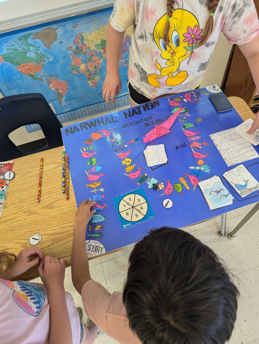 MrsBaumlClass's tweet photo. Learning all about probability, practiced fact fluency, turn taking and fun all while playing these Grade 5/6 Math games. https://t.co/tg5XkQL98l