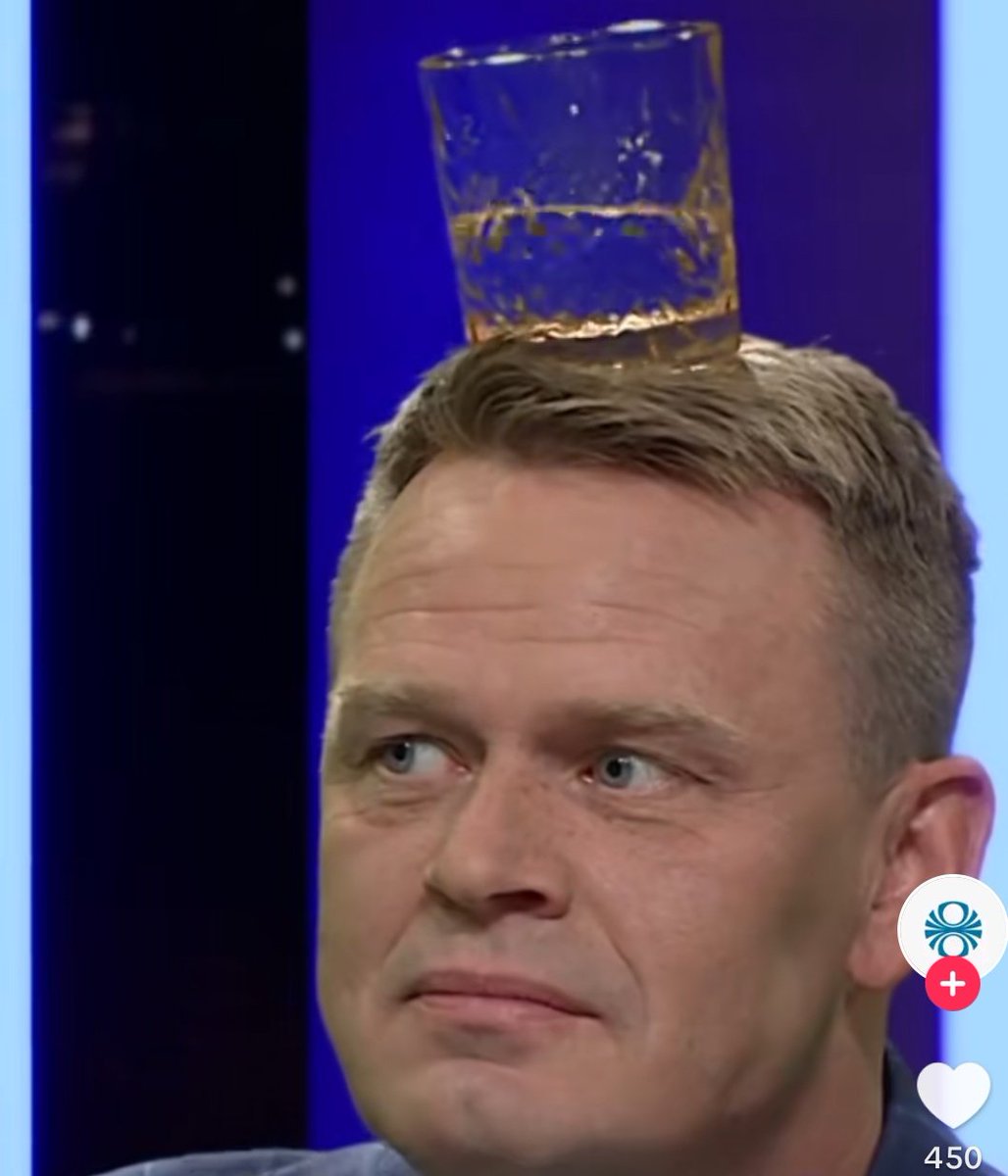 Jóhann Guðmundsson (@joishine) on Twitter photo 