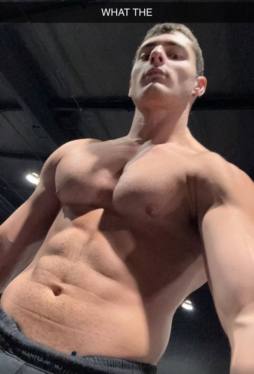 celeb_cumdump's tweet photo. the things this man’s body does to me ��� https://t.co/WVk08B2HF9