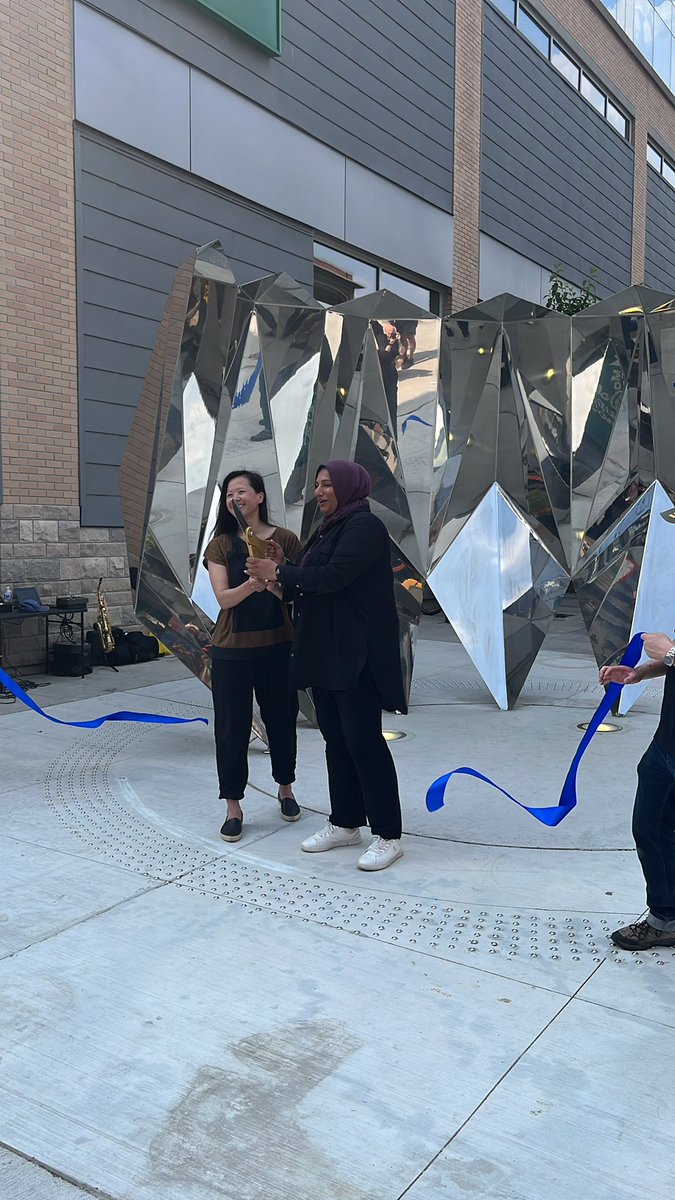 Kuokster's tweet photo. A stunning piece of art by Artist Jyhling Lee, to invite people to gather and to reflect and appreciate our city street art. #reflectorto https://t.co/wXy7fosrT9