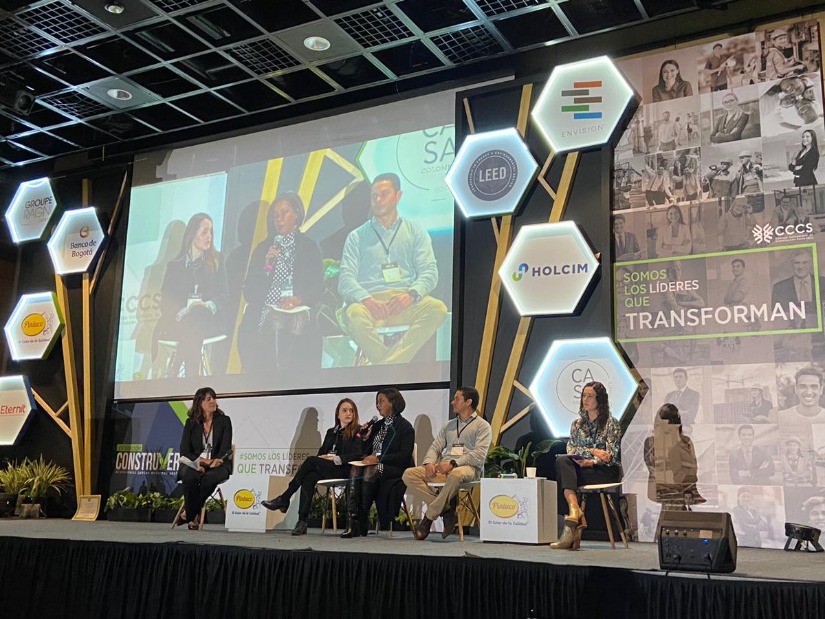 CEMEX_Colombia's tweet photo. Hoy en #ConstruVerde, del @CCCSColombiaGBC, nuestra vicepresidenta de Asuntos Públicos &amp; Comunicación Dania Heredia compartió su experiencia como panelista sobre las claves para la adaptación y resiliencia desde la infraestructura. ¡Trabajamos por un mejor futuro para todos! https://t.co/aXUkkYZ7ok