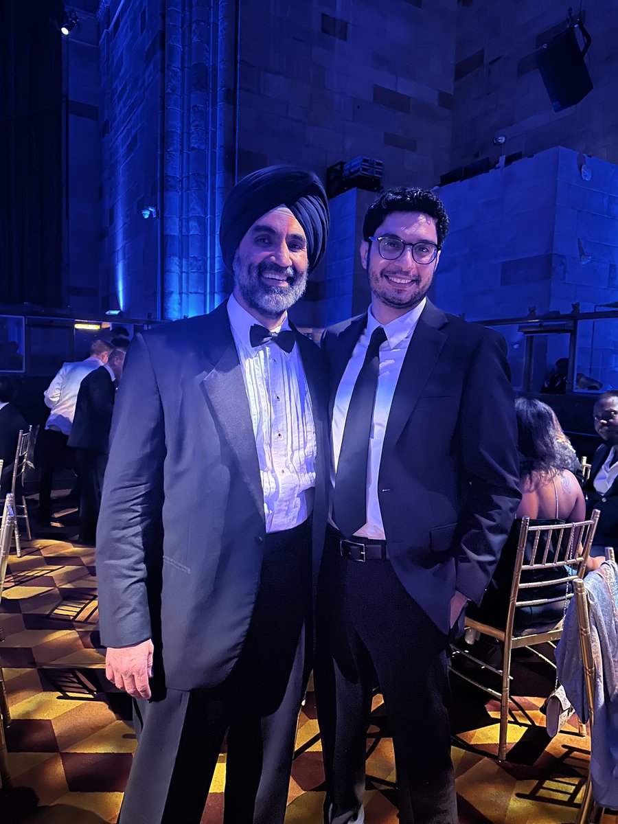 Mazen Mansour (@mazenmansour332) on Twitter photo Today, my last day with the legend <a href="/JSandhuUrology/">Jaspreet Sandhu</a> great surgeon, mentor and person. <a href="/fhkcheung/">Felix Cheung</a> <a href="/divyaajay_uro/">Divya Ajay MD MPH</a> thanks for all the confidence you gave me.
I am now officially Functional and Recon Urology Fellow graduate from the esteemed <a href="/UrologyMSK/">UrologyMSK</a> ready to join <a href="/CleClinicUro/">Cleveland Clinic Urology</a> Today, my last day with the legend <a href="/JSandhuUrology/">Jaspreet Sandhu</a> great surgeon, mentor and person. <a href="/fhkcheung/">Felix Cheung</a> <a href="/divyaajay_uro/">Divya Ajay MD MPH</a> thanks for all the confidence you gave me.
I am now officially Functional and Recon Urology Fellow graduate from the esteemed <a href="/UrologyMSK/">UrologyMSK</a> ready to join <a href="/CleClinicUro/">Cleveland Clinic Urology</a>