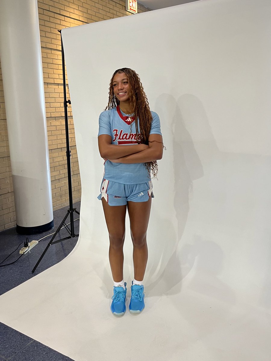 UIC W. Basketball 🔥🏀 tweet media