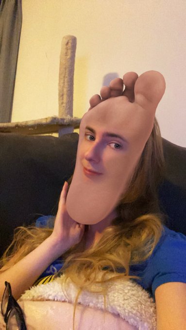 Getting ready for my date, hope he likes me 😂😂 https://t.co/bdU4H45HeY<a href="/tag/selling"class="tags"><span>#selling</span></a><a href="/tag/seller"class="tags"><span>#seller</span></a><a href="/tag/onlyfansbabe"class="tags"><span>#onlyfansbabe</span></a><a href="/tag/salehere"class="tags"><span>#salehere</span></a>