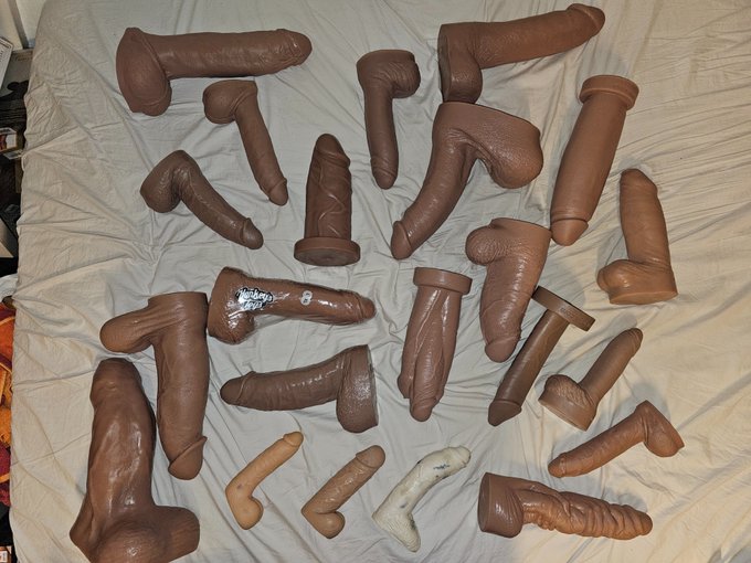 of ik speelgoed heb? Hofleveranciers: @hankeystoys @bad_dragon @PhreakTube @Neotori_Toys @ToppedToys<a class="tags" href="/tag/hankeystoys">@hankeystoys</a><a href="/tag/porno"class="tags"><span>#porno</span></a><a href="/tag/sperma"class="tags"><span>#sperma</span></a><a href="/tag/klaarkomen"class="tags"><span>#klaarkomen</span></a><a href="/tag/nobratwincharger%20"class="tags"><span>#nobratwincharger </span></a>