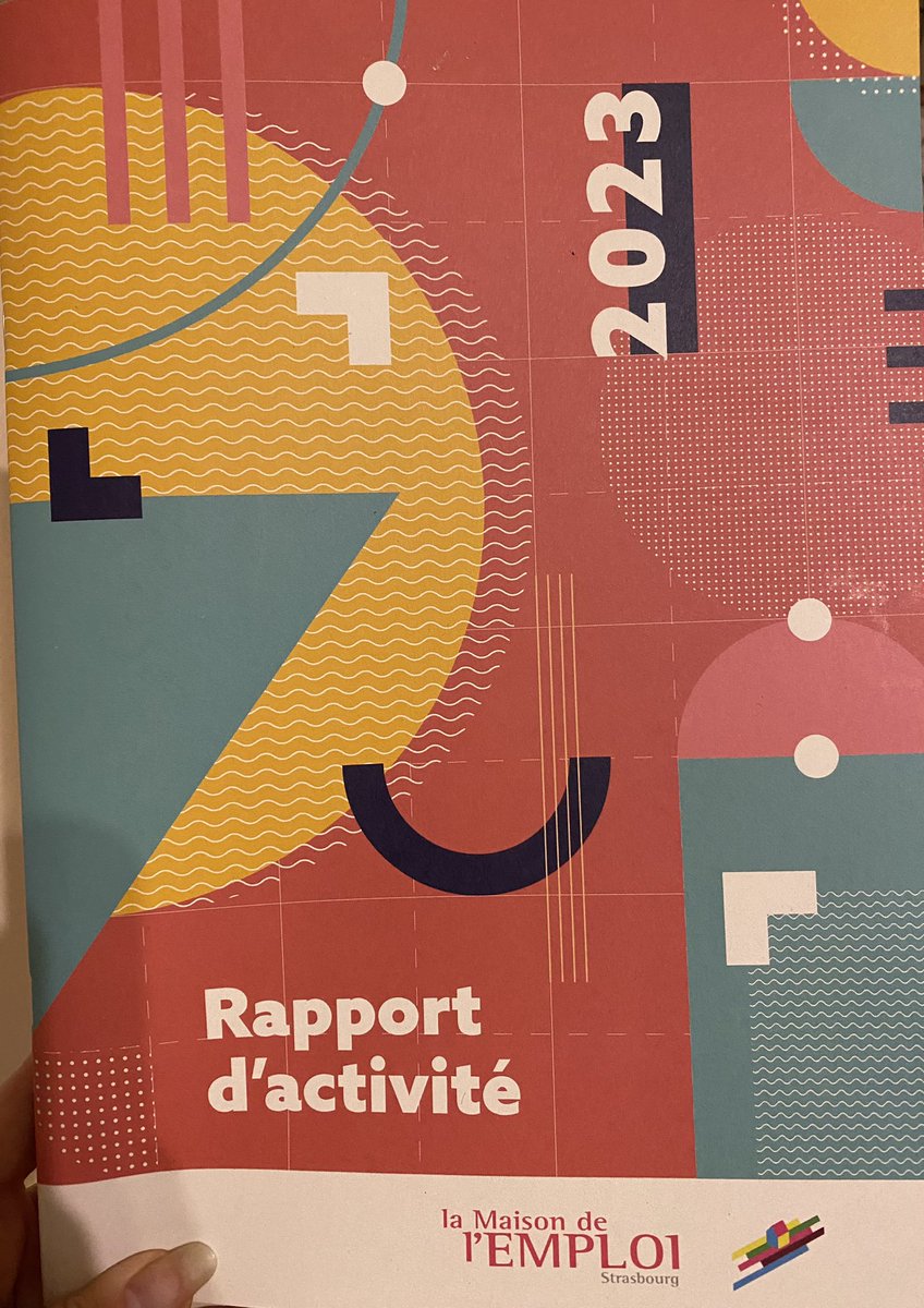 Il est sorti, il est tout beau, c’est le rapport d’activité 2023 de <a href="/MDE_Strasbourg/">Maison de l'Emploi</a> ! Et en plus d’être beau, il est plein de témoignages de nos partenaires sur les projets que nous portons ensemble. Tout cela sera partagé en AG demain, pour continuer d’agir pour l’#emploi !