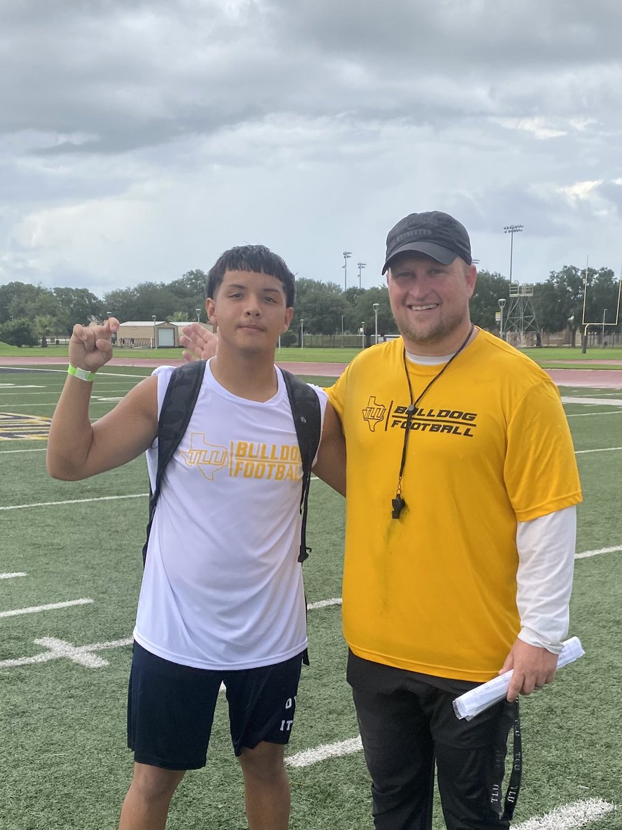 Jeremiah Guevara (@jeremiahg32) on Twitter photo Thank you <a href="/TLU_Football/">TLU Football</a> for having me at the camp today!
Thanks <a href="/CoachBeauGrech/">Beau Grech</a> and <a href="/zacharywhite32/">Zachary White</a> for the great coaching! Thank you <a href="/TLU_Football/">TLU Football</a> for having me at the camp today!
Thanks <a href="/CoachBeauGrech/">Beau Grech</a> and <a href="/zacharywhite32/">Zachary White</a> for the great coaching!