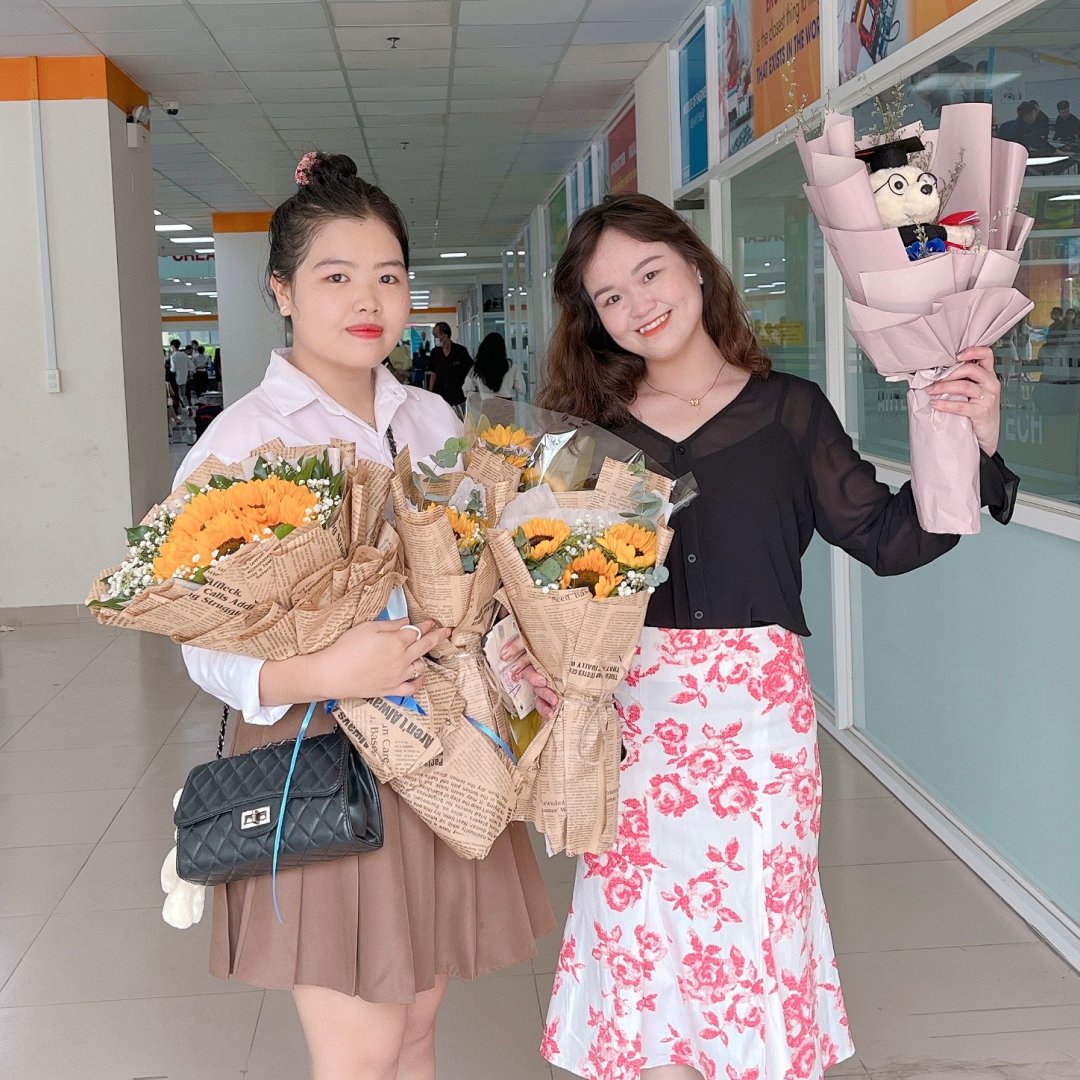 srfcure's tweet image. Why does Hồng Thư #SayScleroderma? “Many people feel like I am different from before, but have no clue about what I am suffering from,” she explains. “I #SayScleroderma to raise awareness so that more people learn about this disease.”
Read her story: srfcure.org/living-with-sc…