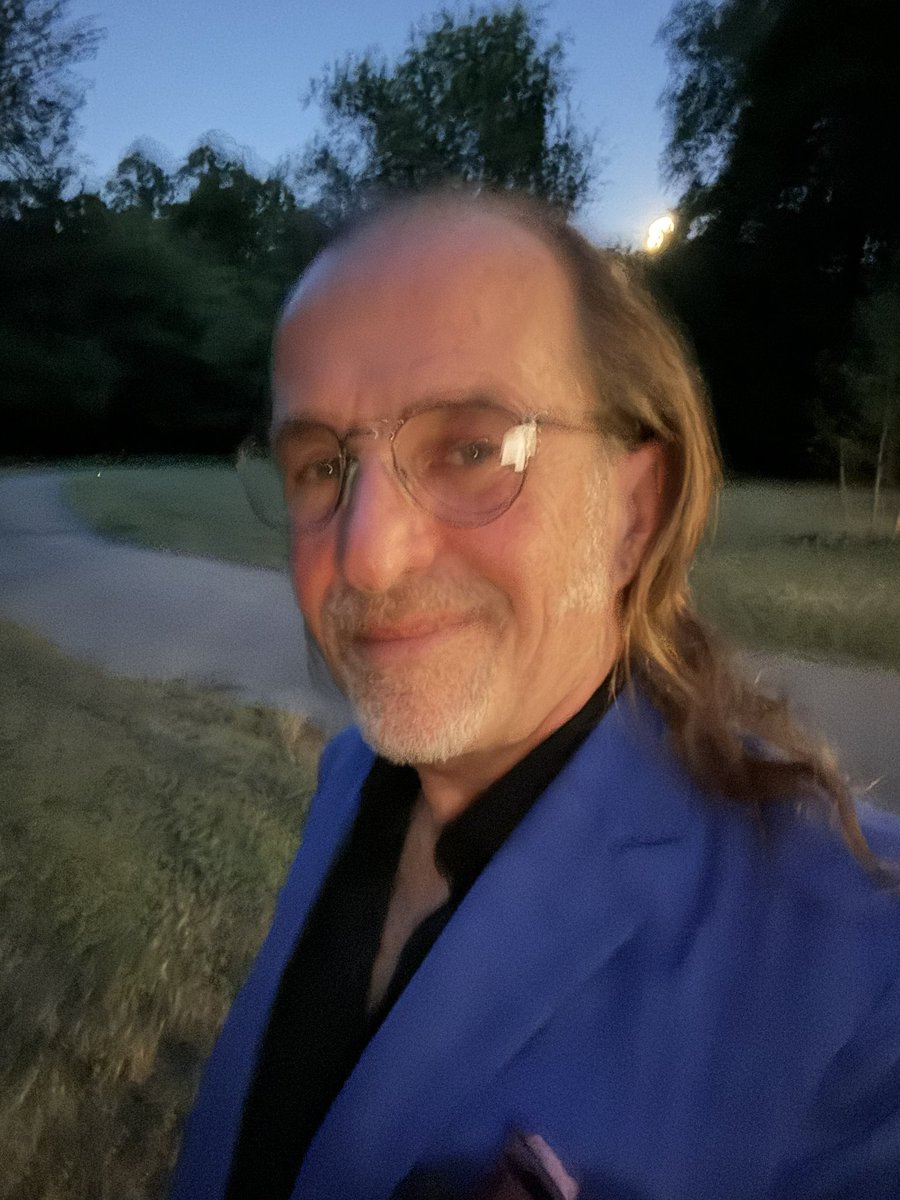 <a href="/citizenmateus/">Citizenmateo (aka Matthew Robert Walsh)</a> <a href="/taeo_m/">M’Taeo Robertii Castillano</a> 👁️ can never know another after knowing thee, 
my Beautiful Devi, Shivani 👁️❤️U4ALL♾️🕉️💪🏼🫵🏼🌺🫡
m.soundcloud.com/citizenmateo/g…