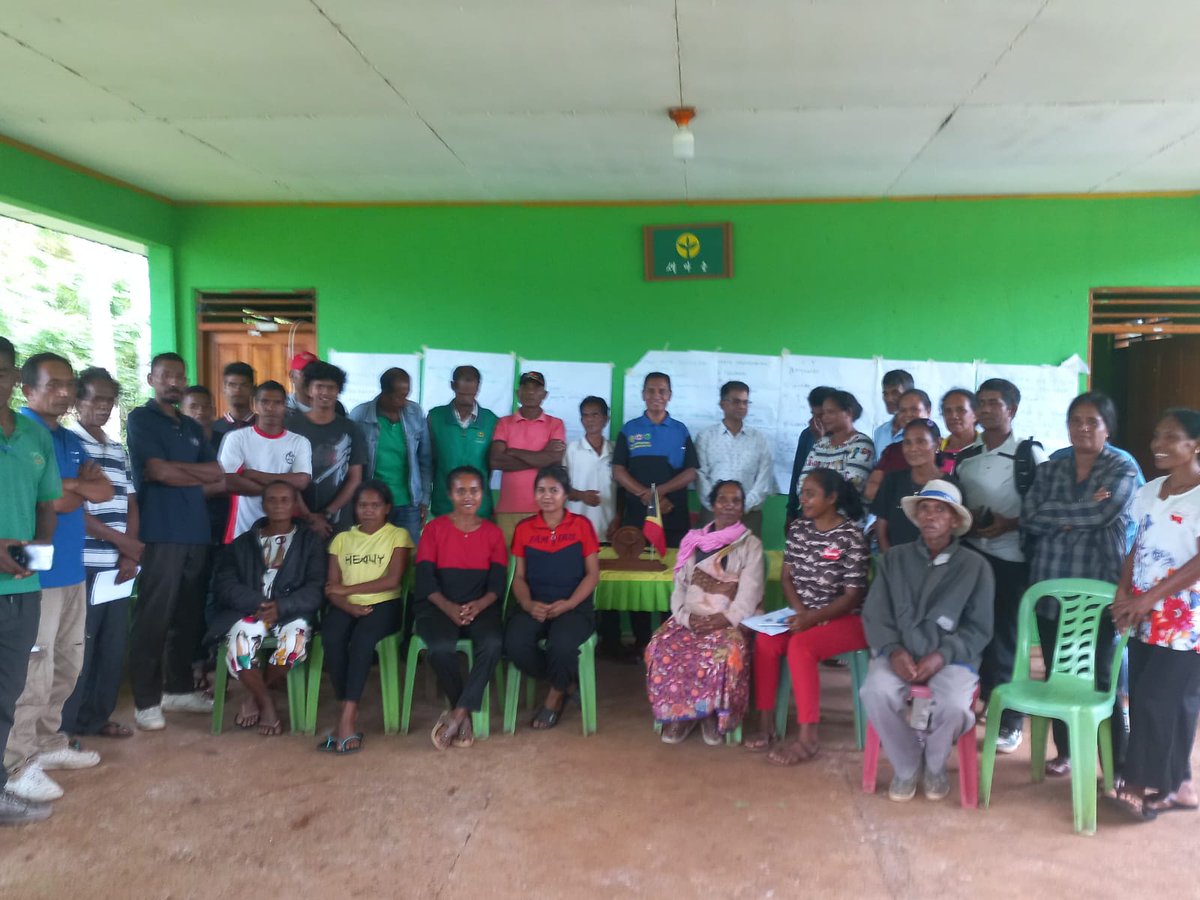 FAOTimorLeste's tweet photo. Fall armyworm and weed management training for farmers in Lautem Municipality.
#fallarmyworms, #foodsecurity, #foodresilence, #farmersfieldschool, #maizegrow

@faopacific, @FAO , @AryalRaj1 https://t.co/MScPOwo1ap