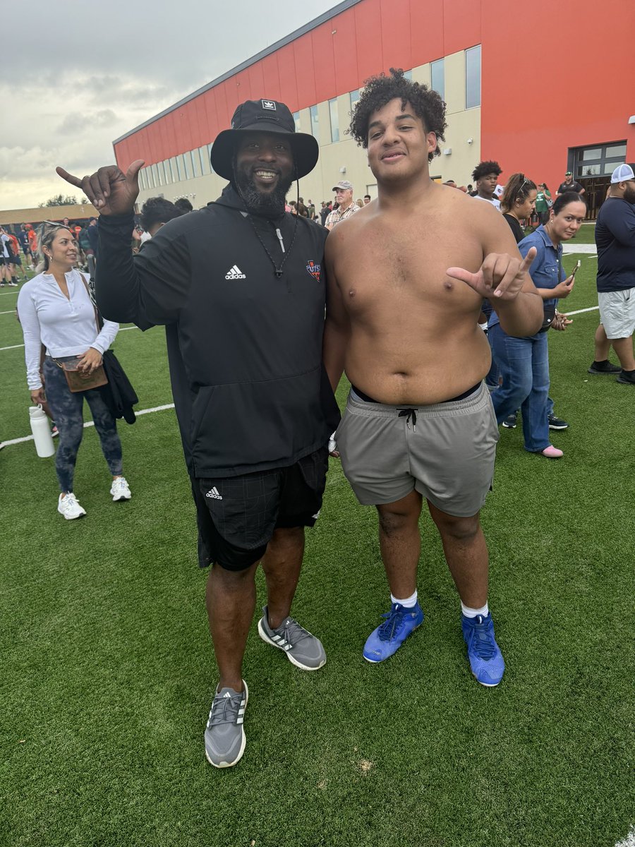 Bryce “ The Tank” Jackson⭐️⭐️⭐️ C/O 2027 🦍 tweet media