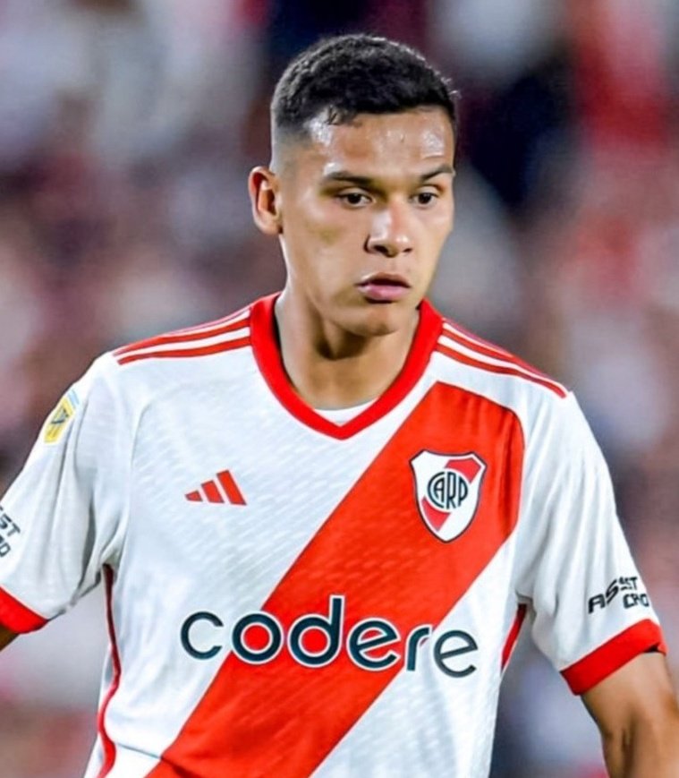 Tus ojos me recuerdan, a los suyos.